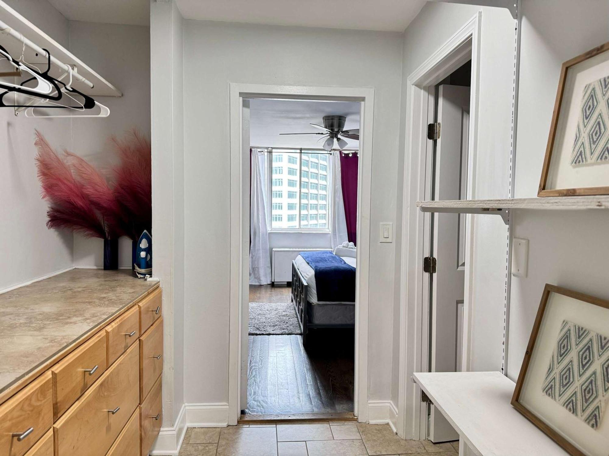 View Newly Renovated 3 Beds With Free Parking Lm1809